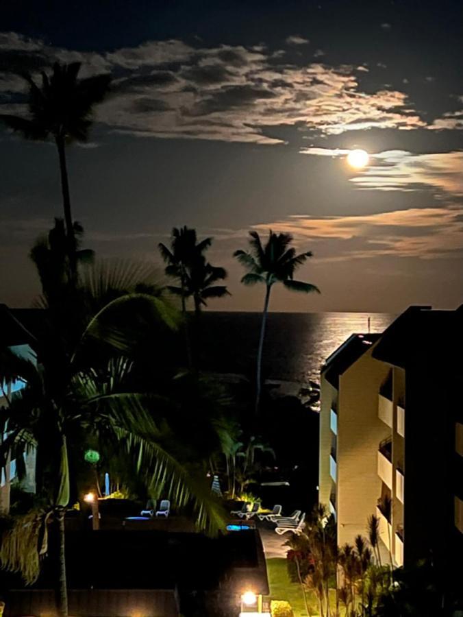 Kona Magic Ali'I - Top Floor Views, Pool, Beach, Sunsets Kailua-Kona Eksteriør bilde
